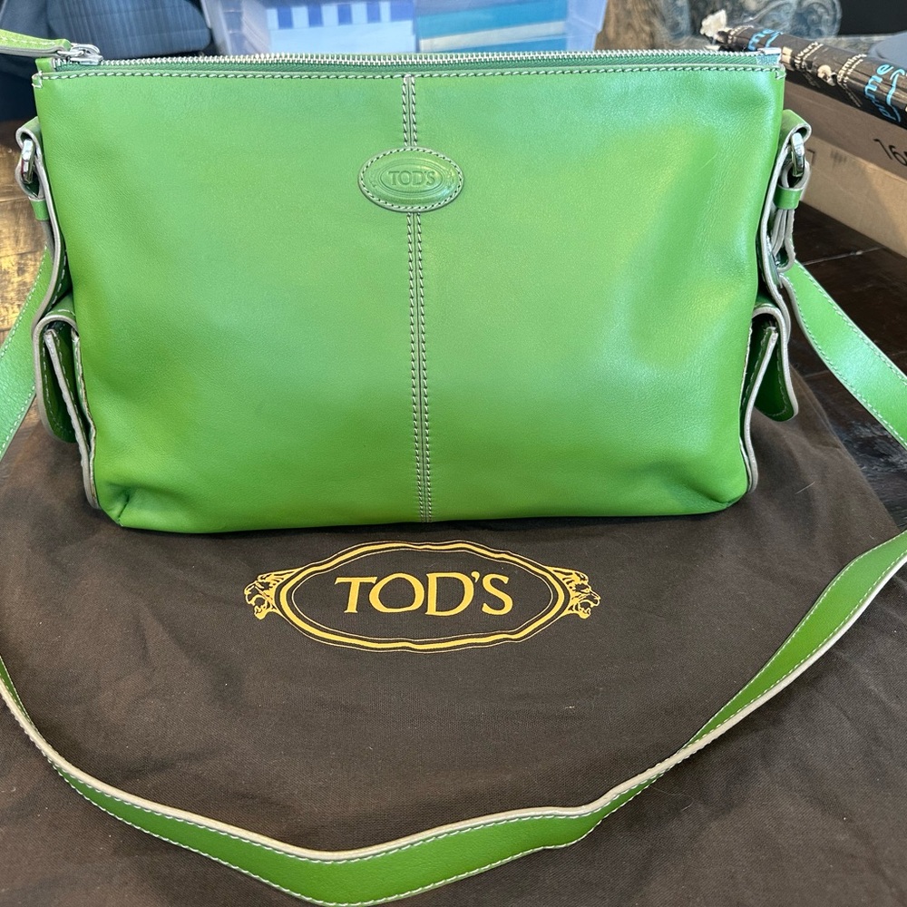 TOD'S Green Leather Crossbody Bag Authentic